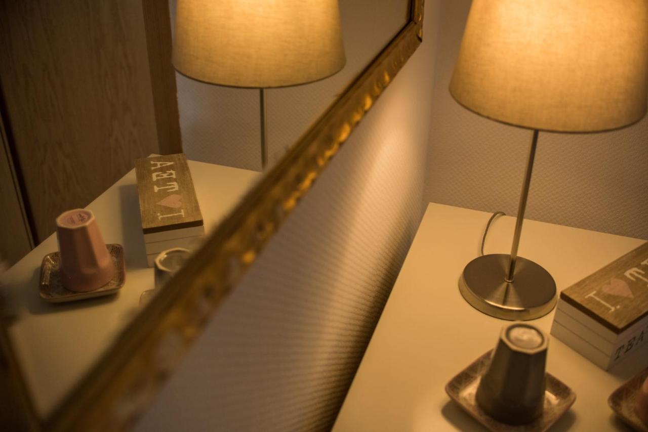 Schlafplaetzle Hotel คาร์ลชตัดท์ ภายนอก รูปภาพ